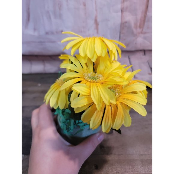 Yellow flowers dasiy fake decor spring - Picture 1 of 5